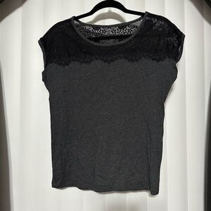 LOFT Ann Taylor gray tee, charcoal grey with black lace shoulders.